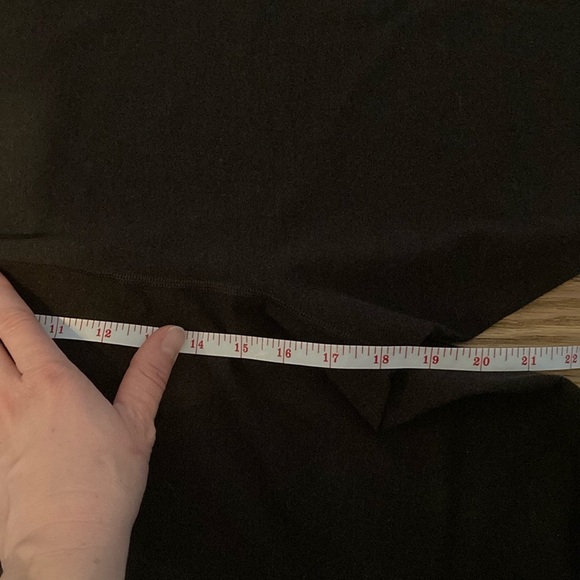 Old Navy Maternity Black Full-Length Leggings with Supportive Waistband - Picture 8 of 9